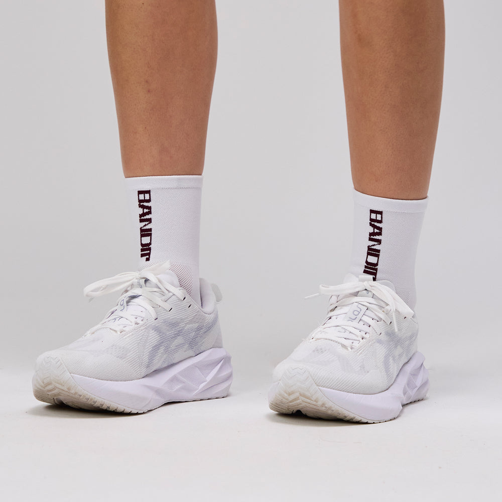 Lite Run™ Quarter Socks "Vertical Bandit" - White with Port - 2 Pack
