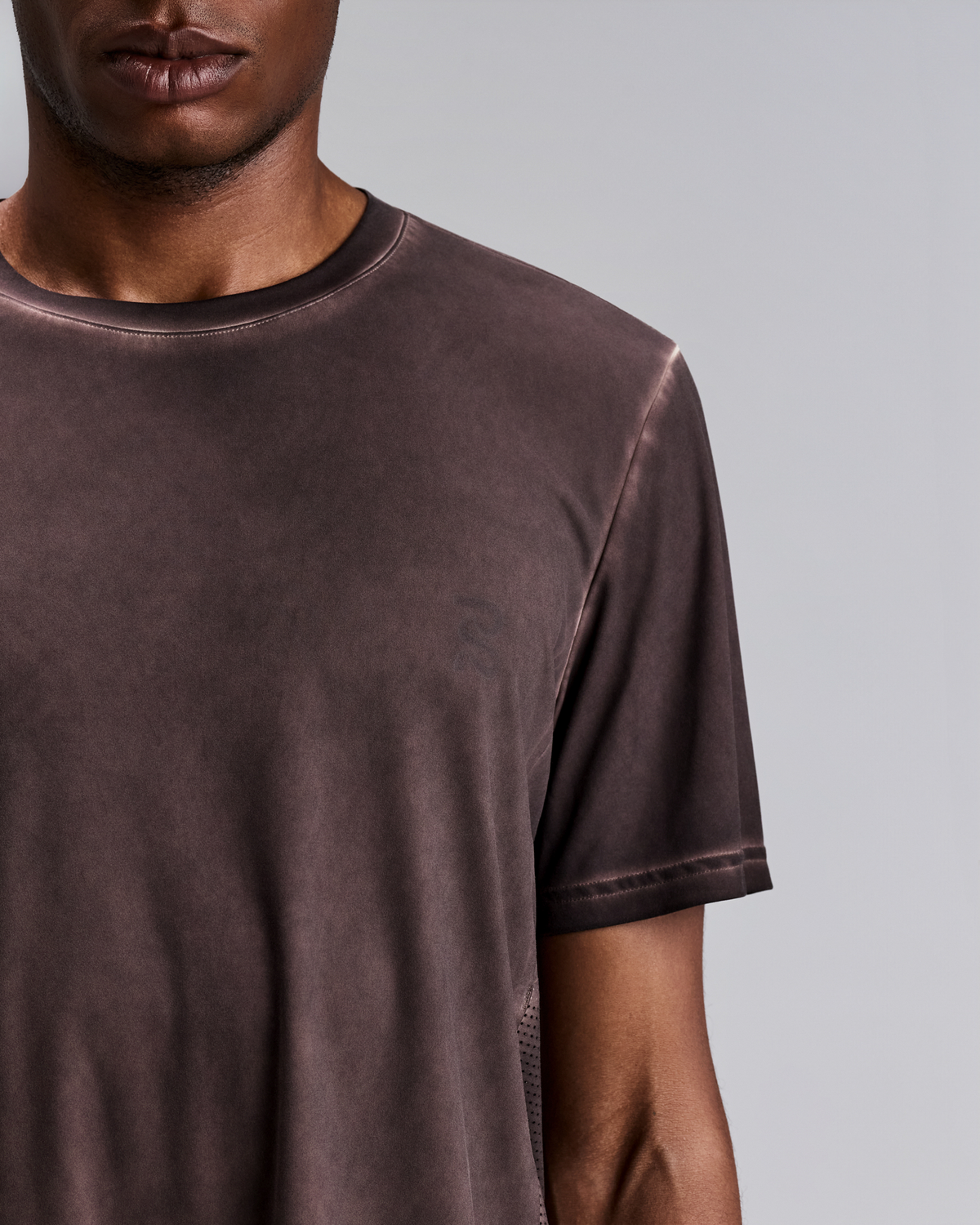 Men's FrioSoft™ Perforated Box Tee - Espresso