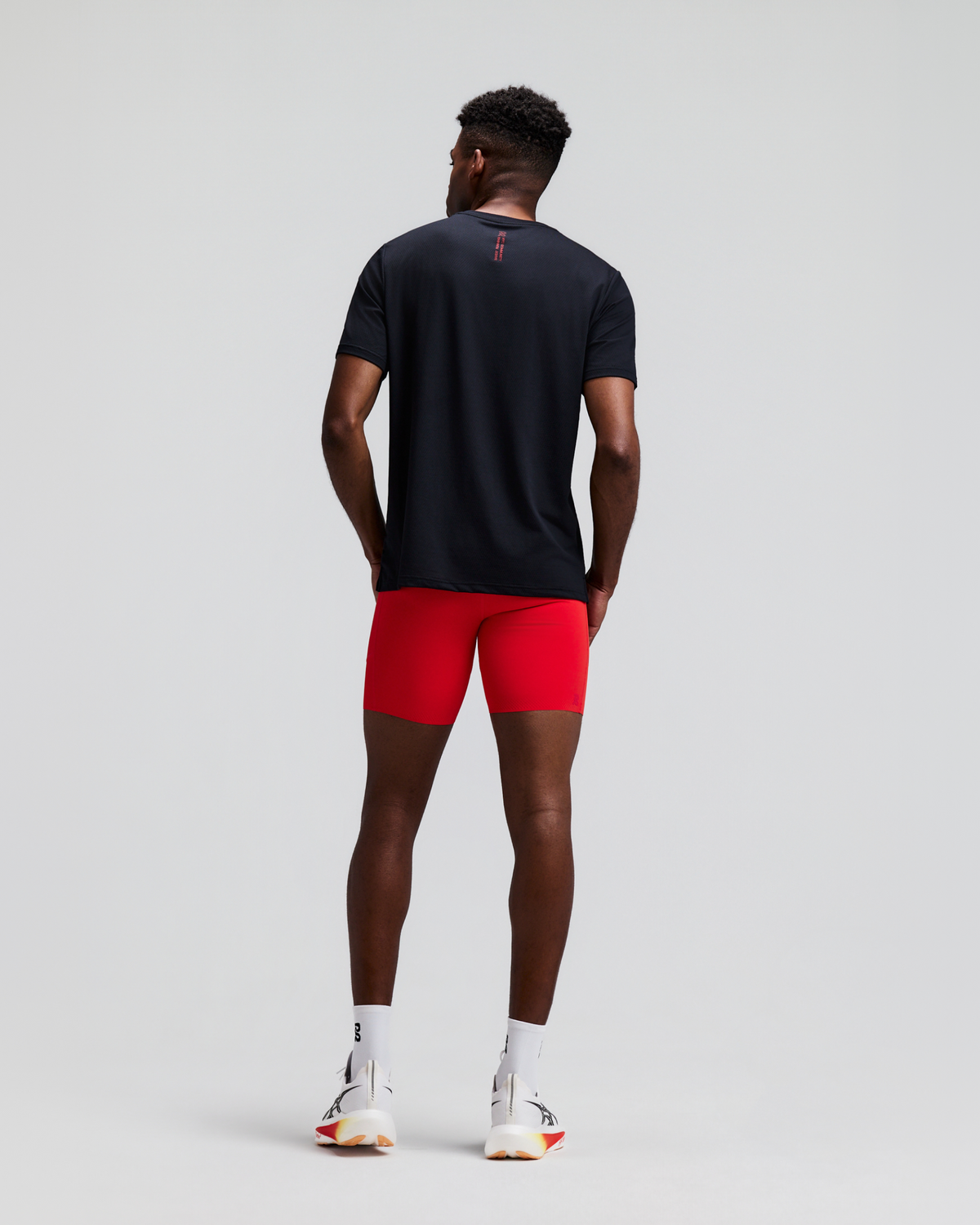 Men's Micromesh™ Short Sleeve Run Tee - Black