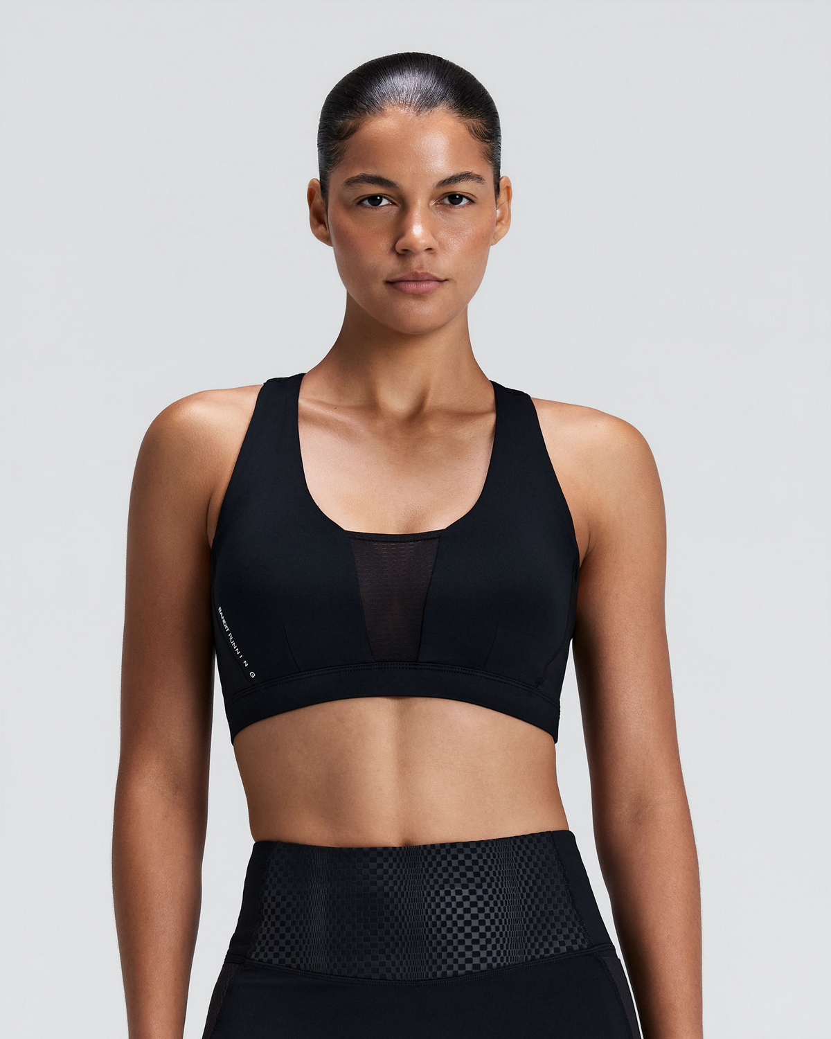 Women's Stamina-V™ GeoMesh™ V-Neck Run Bra - Black