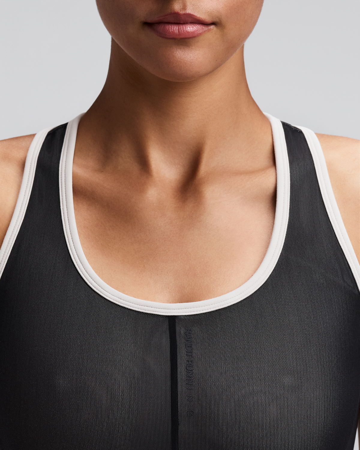 Women's Vanisher™ Reverso™ Scoop Neck Run Bra - Black / Plaster