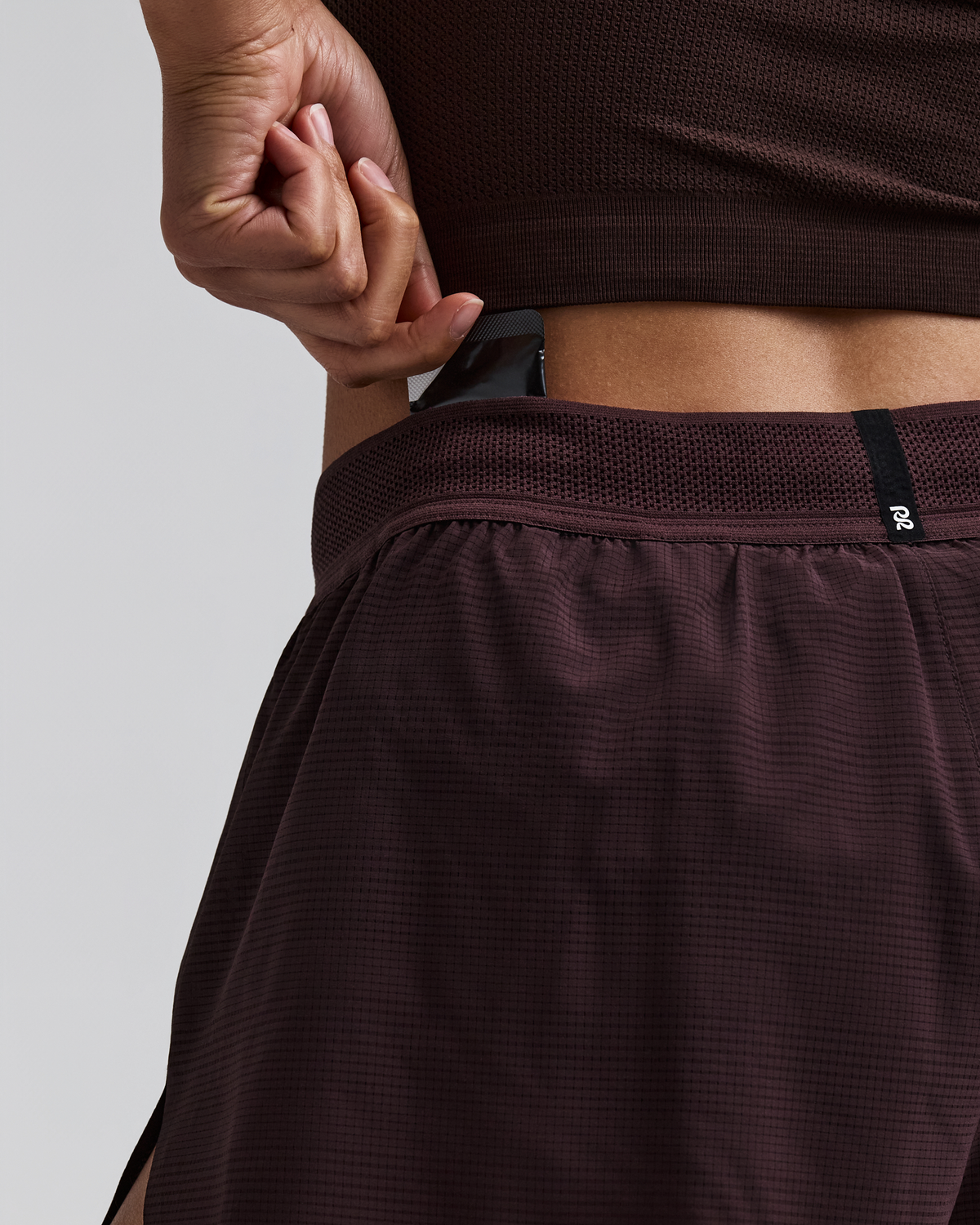 Women's CoolGrid™ 3" Split Shorts - Espresso