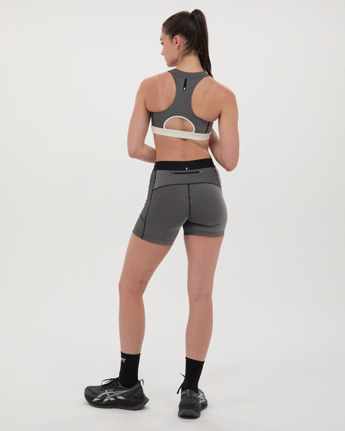 Striped Cadence™ Run Bra - Black with Chalk