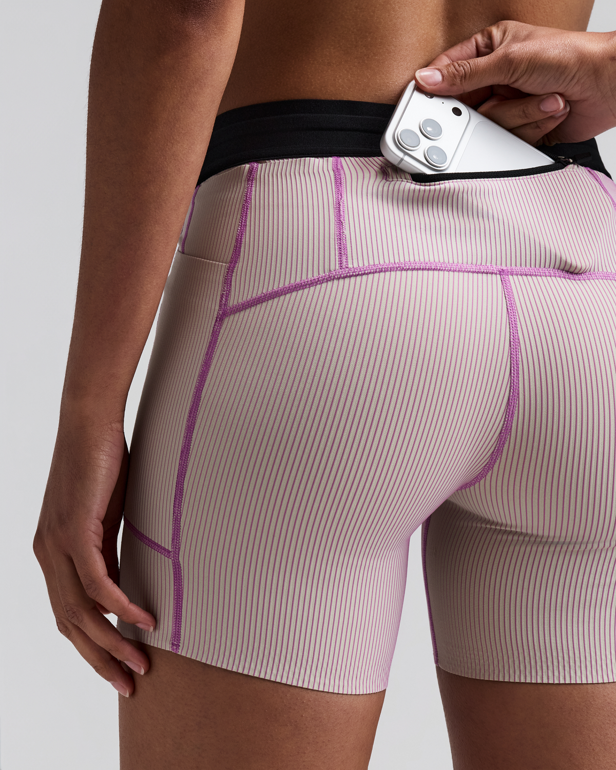 Women's Striped Cadence™ 5" Compression Shorts - Plaster / Orchid