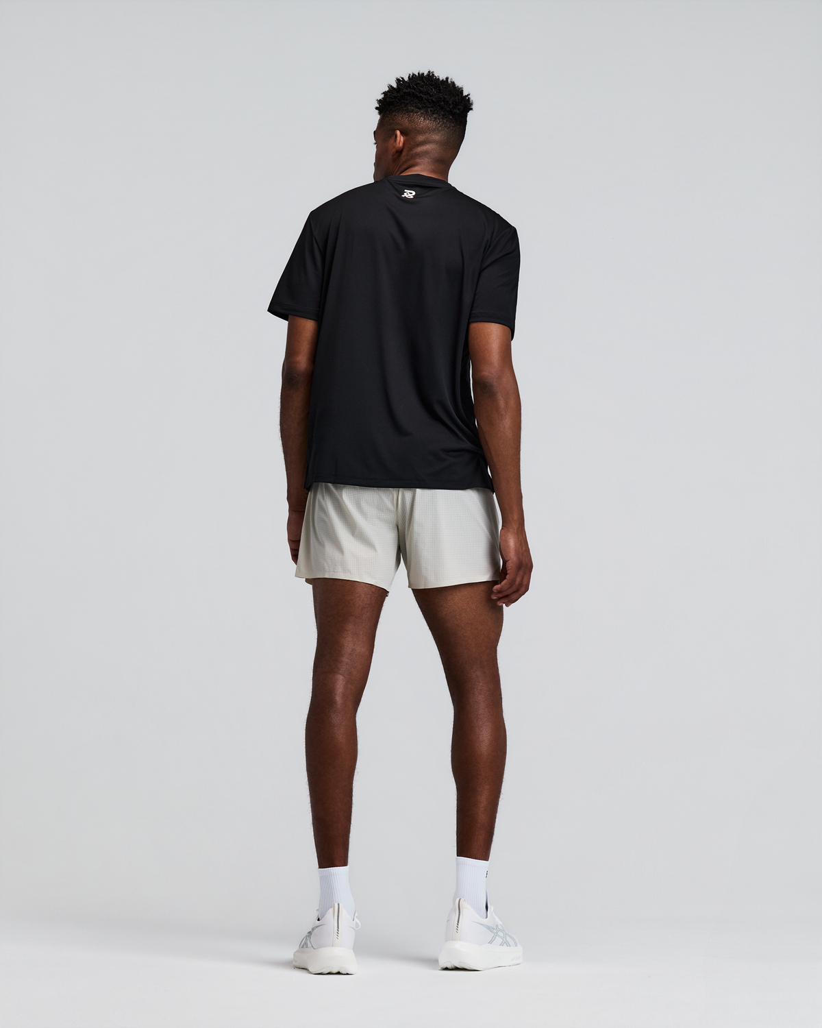 Men's Vento™ 5" Run Short - Champagne