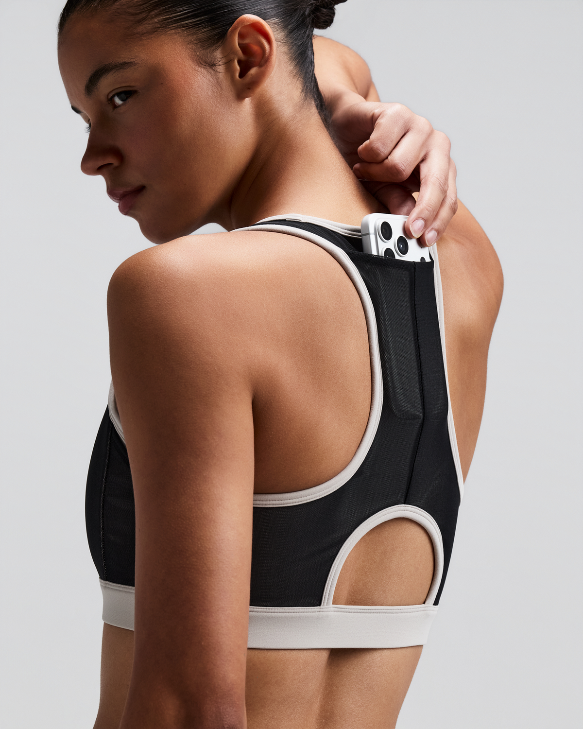 Women's Vanisher™ Reverso™ Scoop Neck Run Bra - Black / Plaster