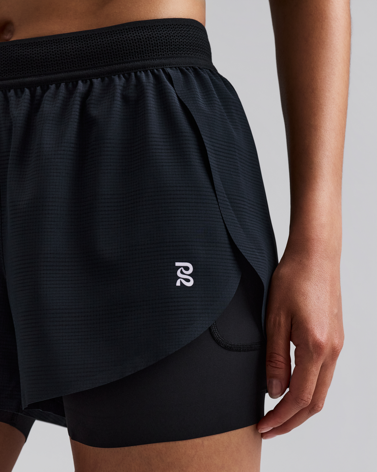 Women's CoolGrid™ 2-in-1 Run Shorts - Black