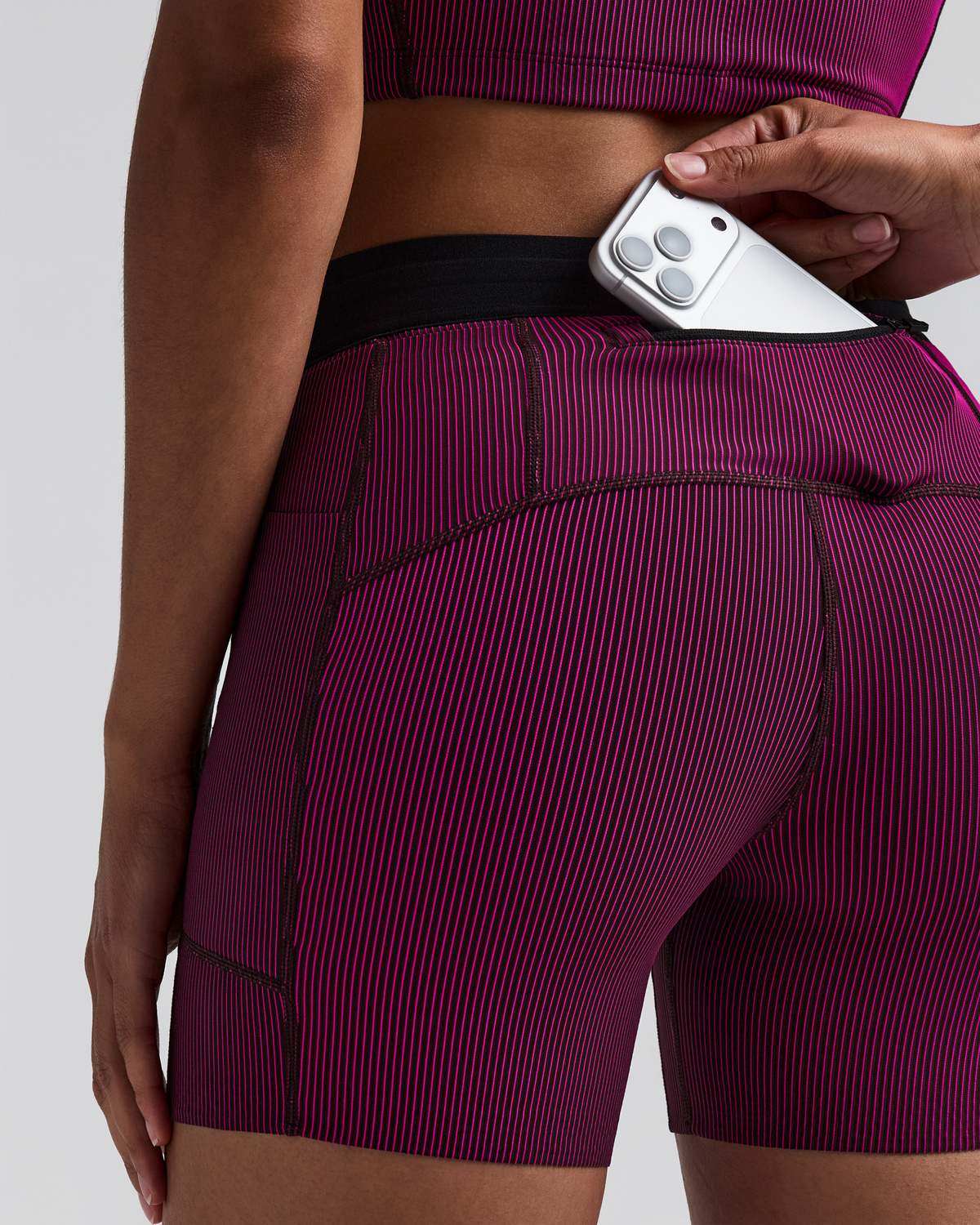 Women's Striped Cadence™ 5" Compression Shorts - Espresso / Azalea
