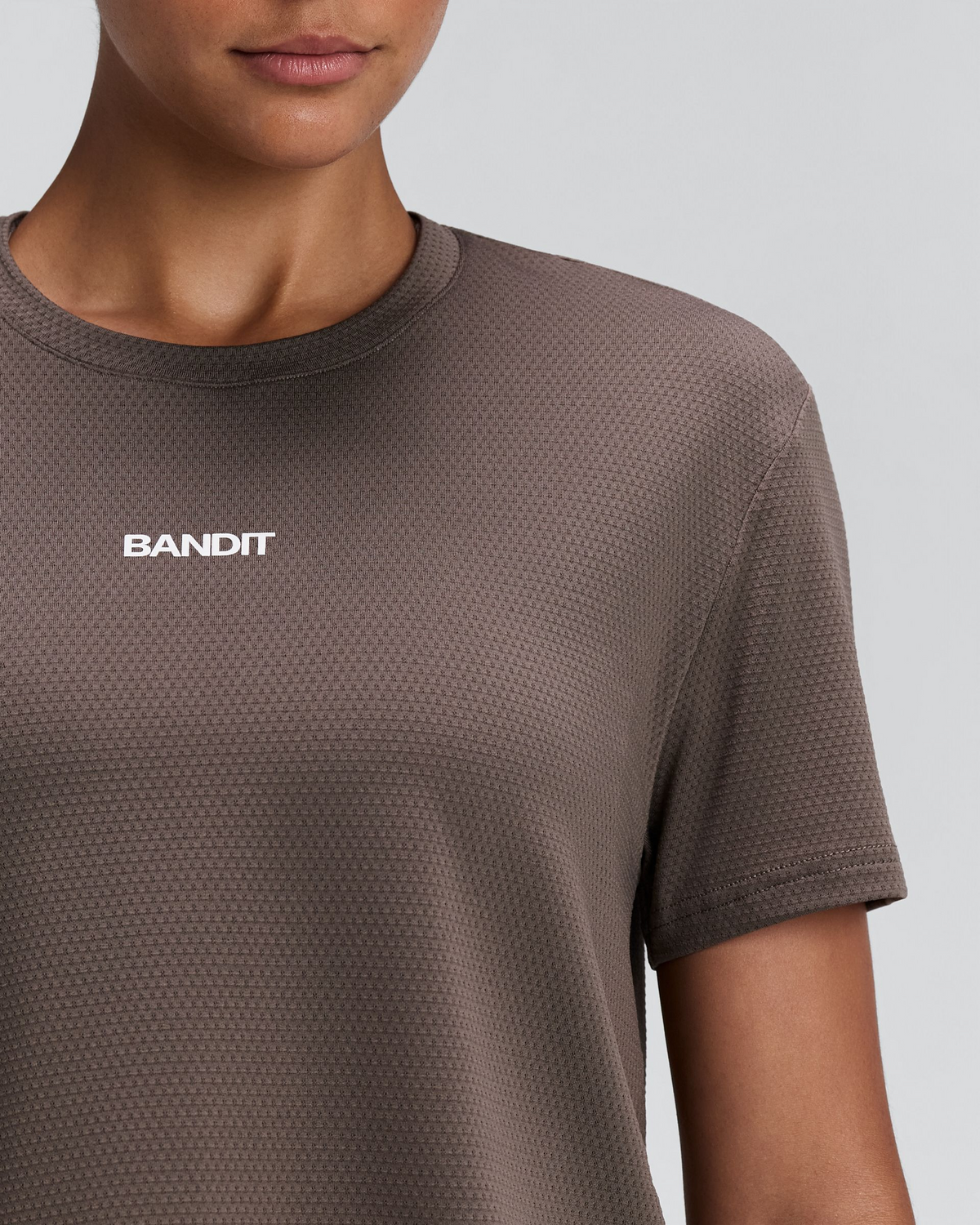 Women's Micromesh™ Cropped Run Tee - Cocoa