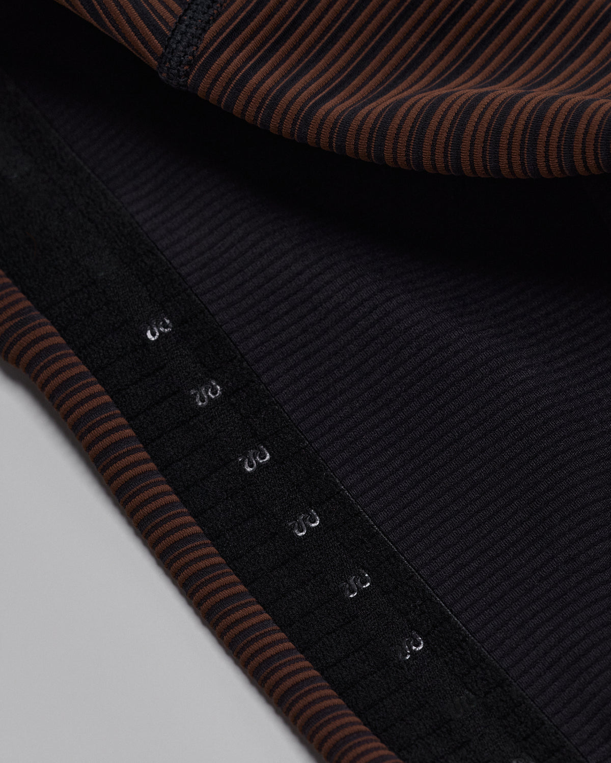 Women's Striped Cadence™ Longline Bra - Cacao / Black