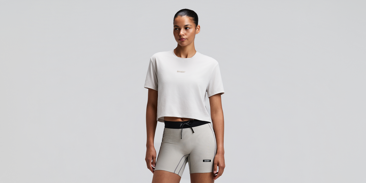 Women's Micromesh™ Cropped Run Tee - Plaster