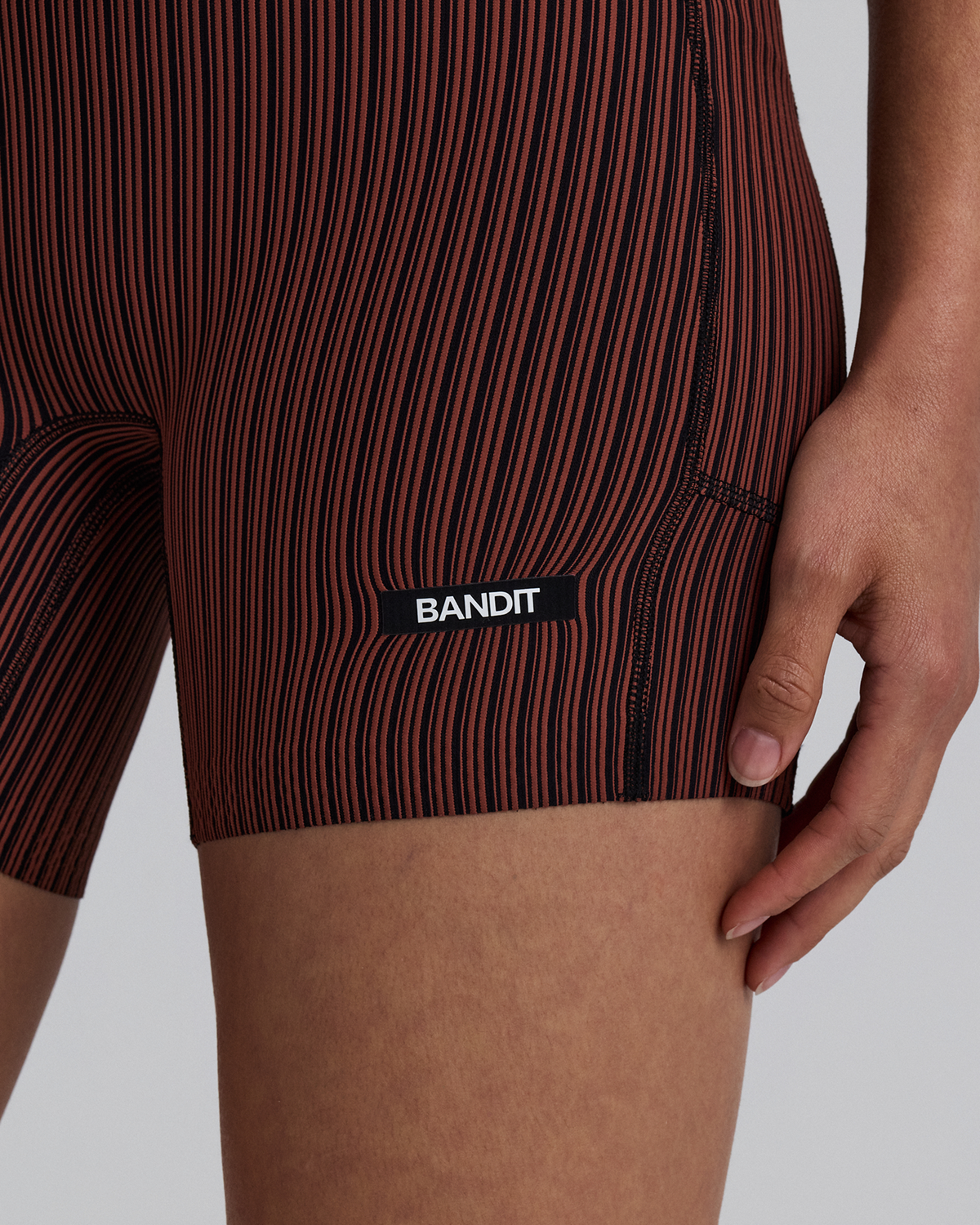 Women's Striped Cadence™ 5" Compression Shorts - Mahogany / Black
