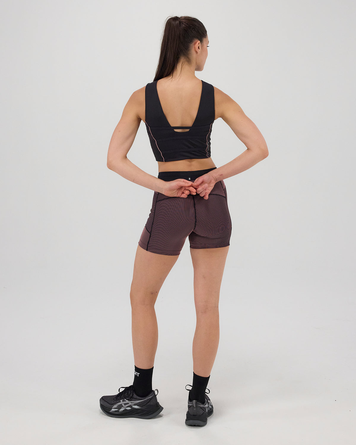 Stamina™ Pop Stitch Volta™ Crop - Black / Mauve