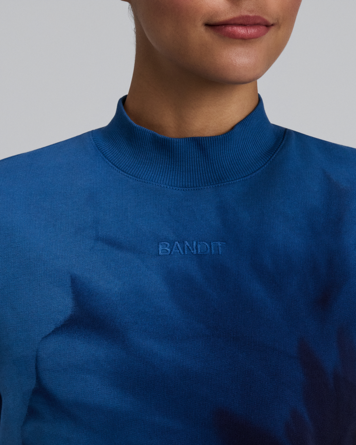 Women's Cropmock Pullover - Aegean Blue Wave Print