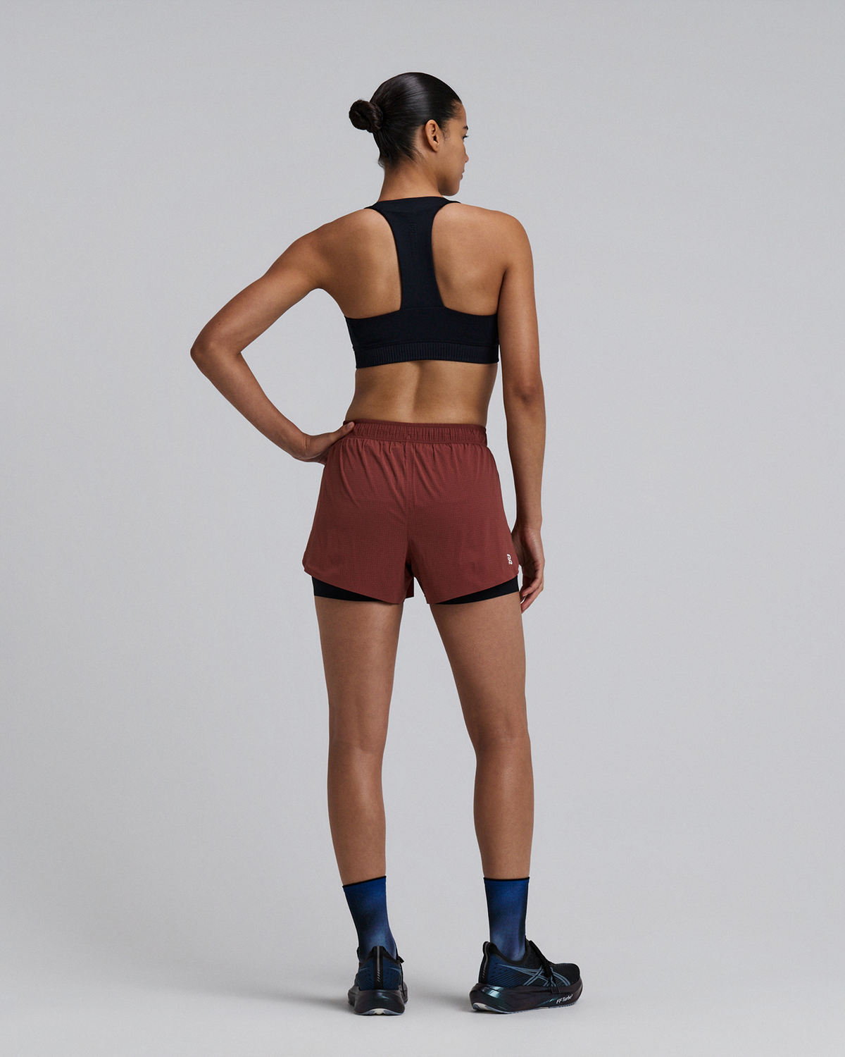 Women's Vento™ 2-in-1 Run Short - Mahogany / Black
