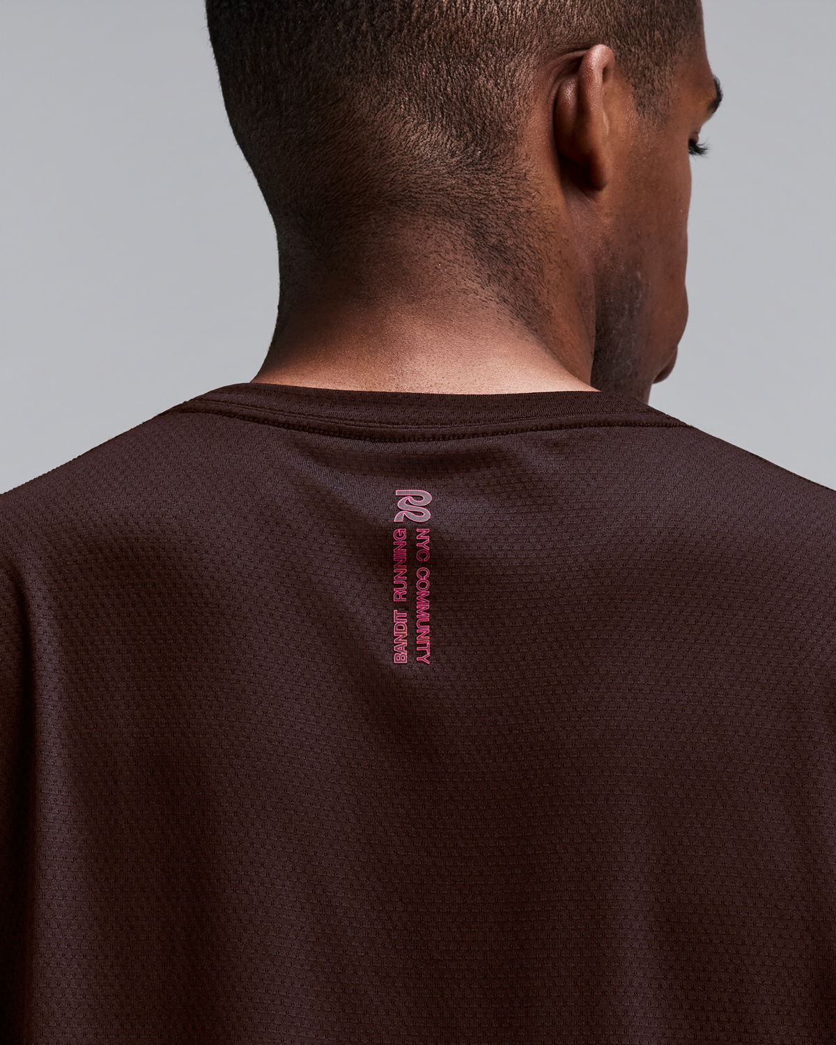 Men's Micromesh™ Short Sleeve Run Tee - Espresso