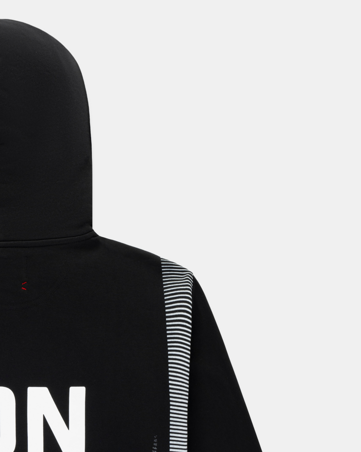 Unisex Club Crest™ Cropped Hoodie - LDN ‘26