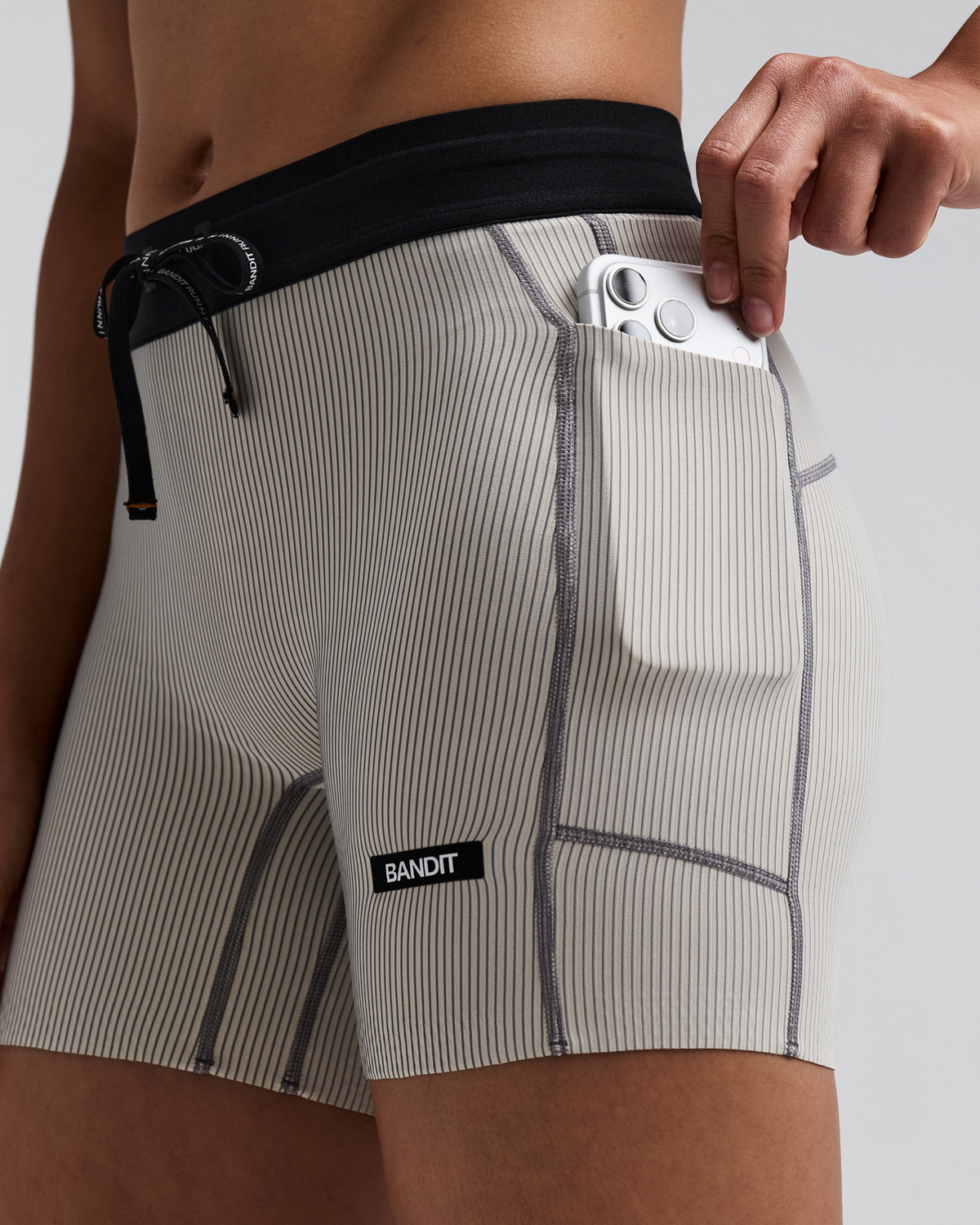 Women's Striped Cadence™ 5" Compression Shorts - Plaster / Slate