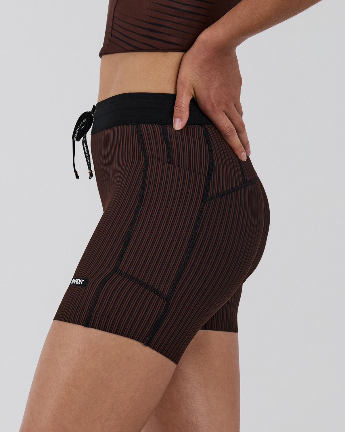 Women's Striped Cadence™ 5" Compression Shorts - Cacao / Black