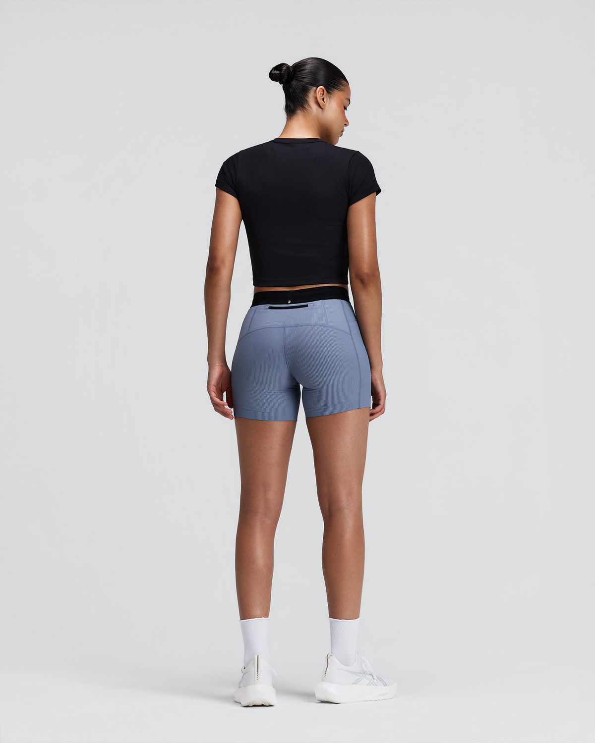 Women's Vituccia™ Cropped Performance Tee - Black