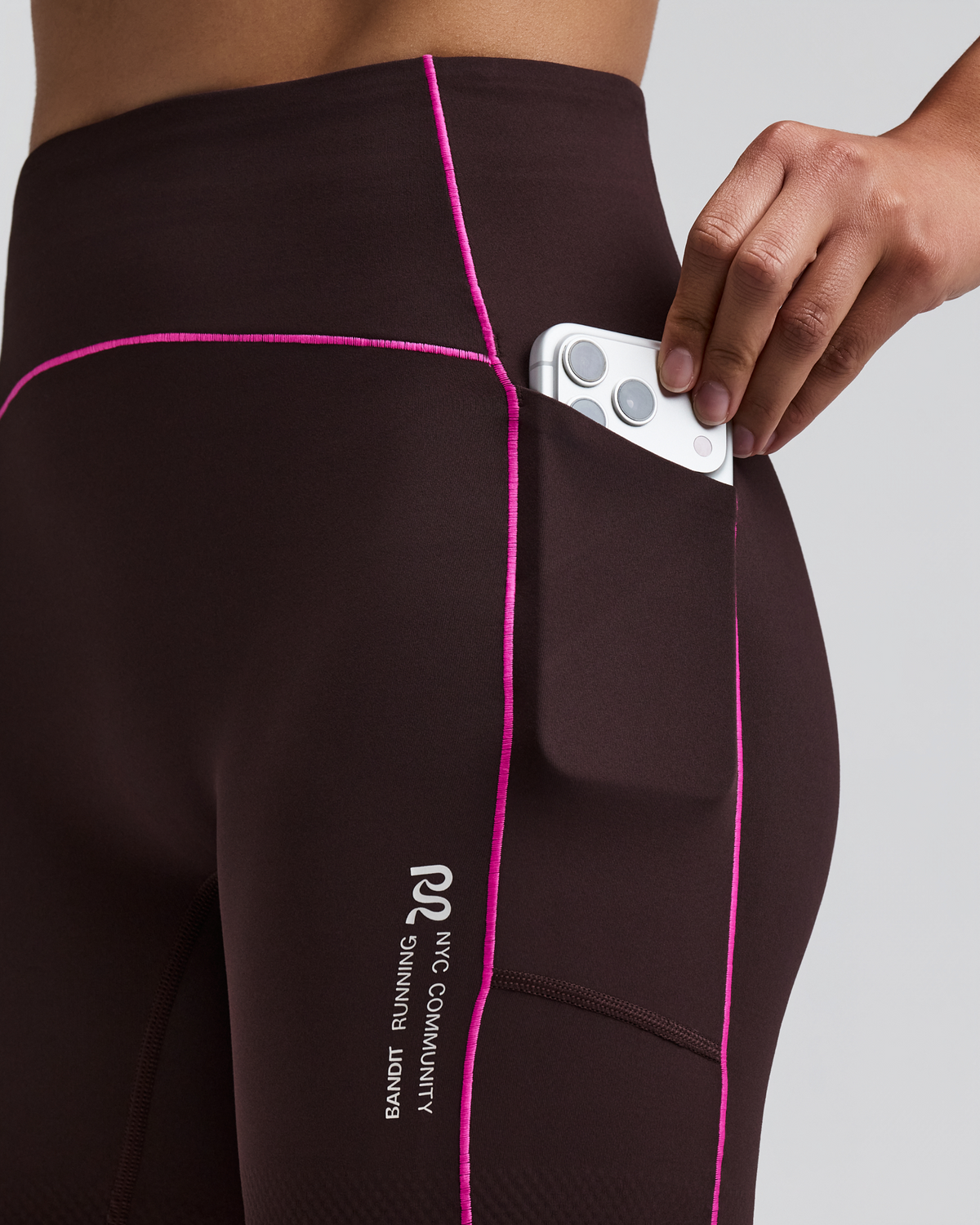Women's Vanisher™ 5" Pop Stitch™ High Waist Compression Short - Espresso