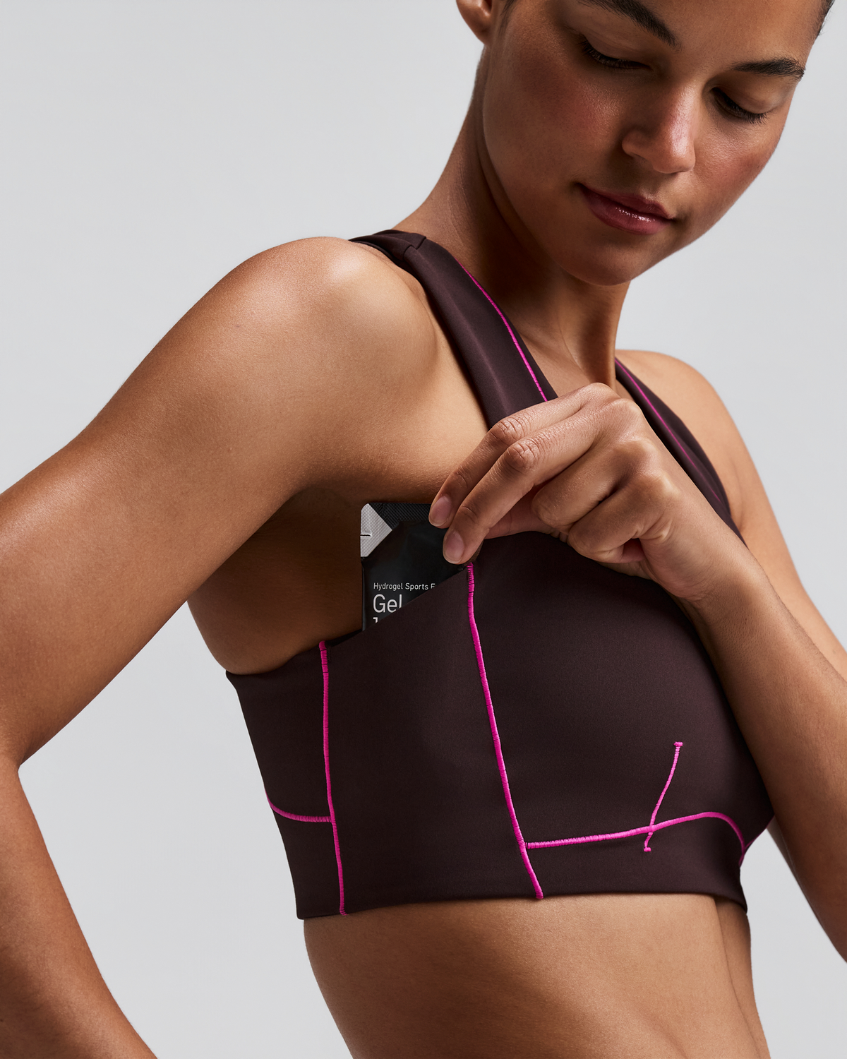 Women's Vanisher™ Pop Stitch™ Arco Run Bra - Espresso
