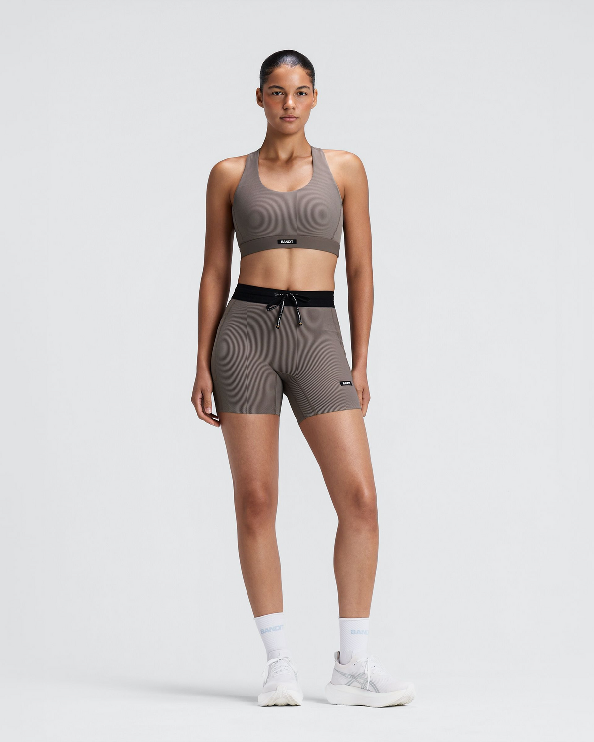 Women's Striped Cadence™ 5" Compression Shorts - Concrete Taupe / Cocoa