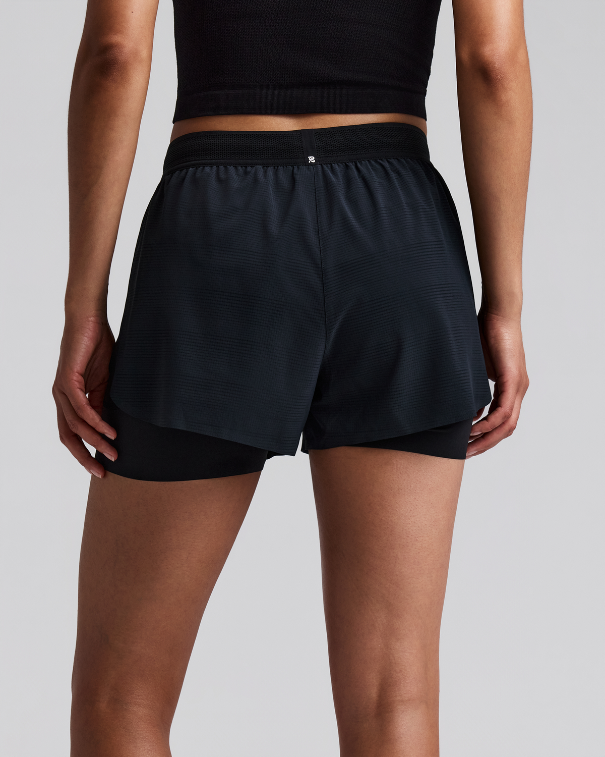 Women's CoolGrid™ 2-in-1 Run Shorts - Black