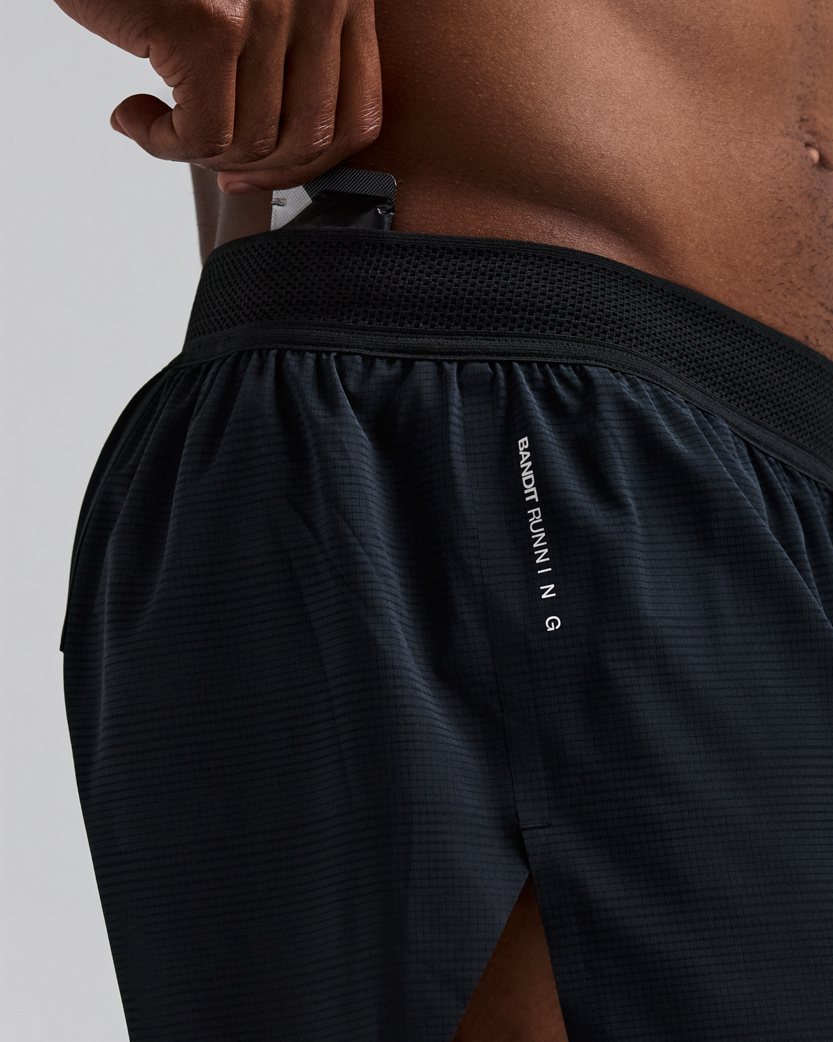 Men's CoolGrid™ 3" Split Short - Black