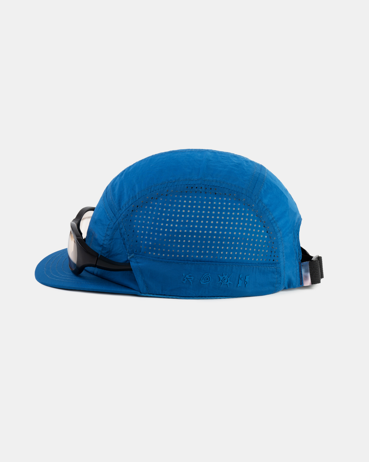 Nylon HumoFit™ Run Hat with Sunglasses Holder - Ink Blue